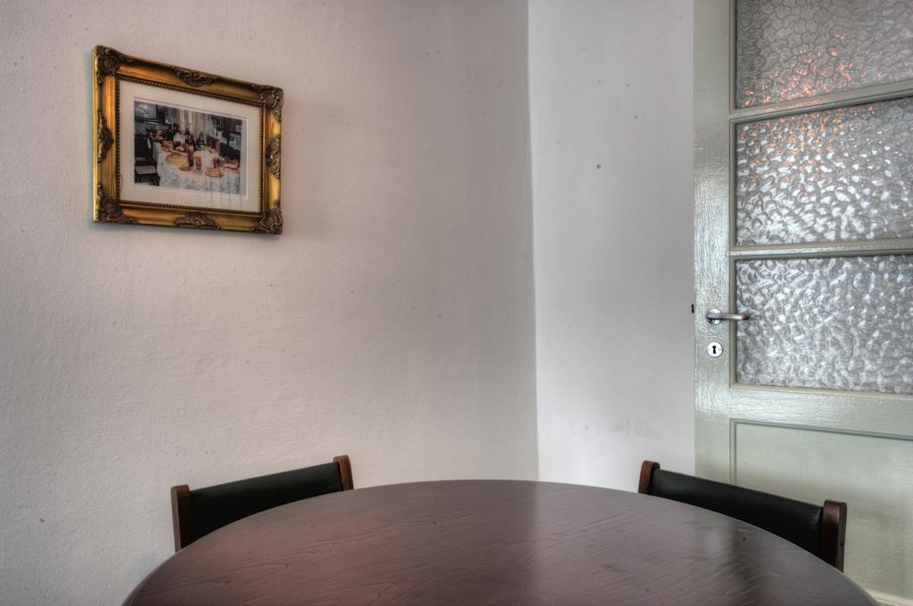 Stay Local In Alfama! Alice Central Home, Near River Лиссабон Экстерьер фото