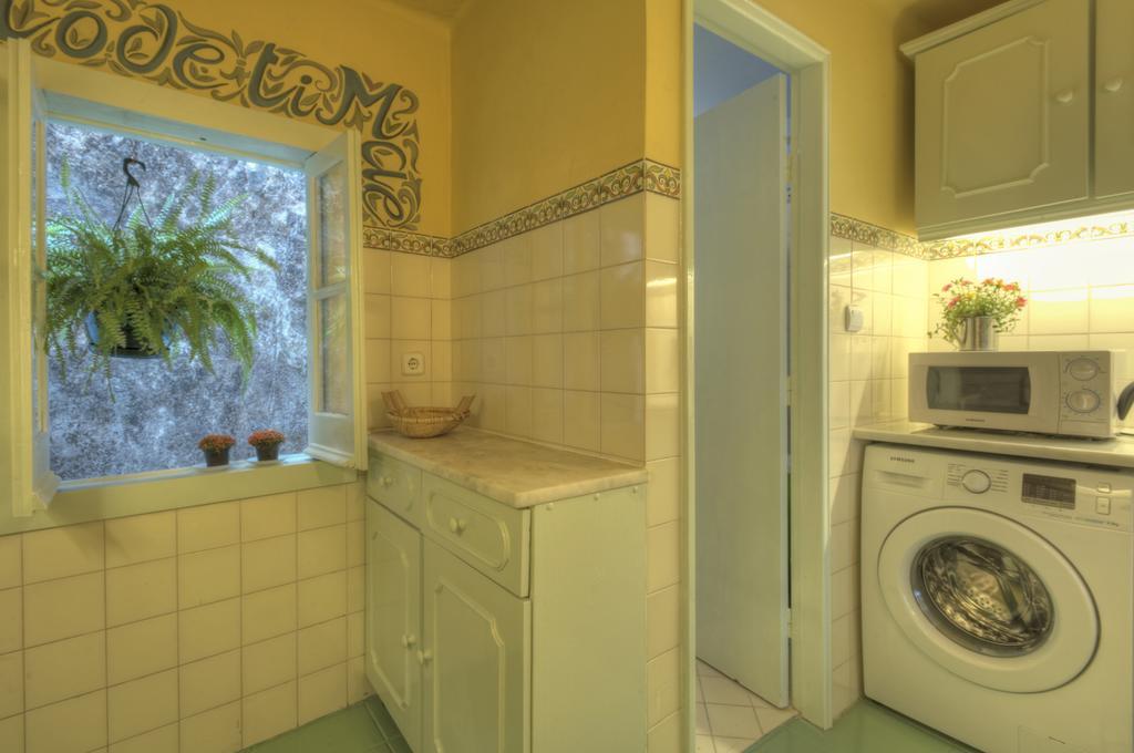 Stay Local In Alfama! Alice Central Home, Near River Лиссабон Экстерьер фото